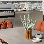 Maison Musa At B *